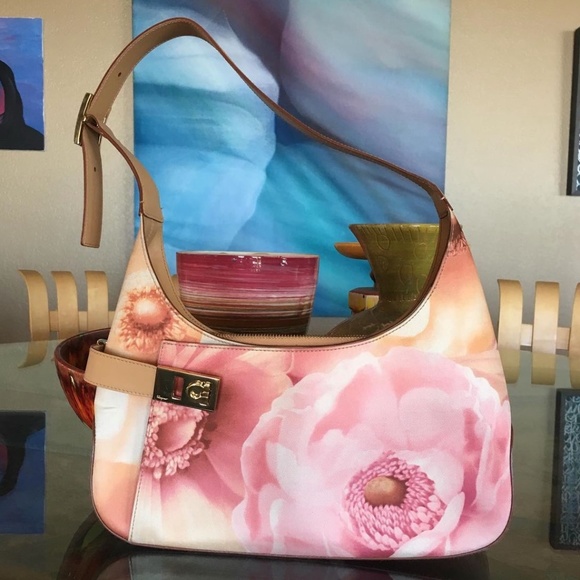 Salvatore Ferragamo Handbags - Salvatore Ferragamo Pink Silk Floral Purse